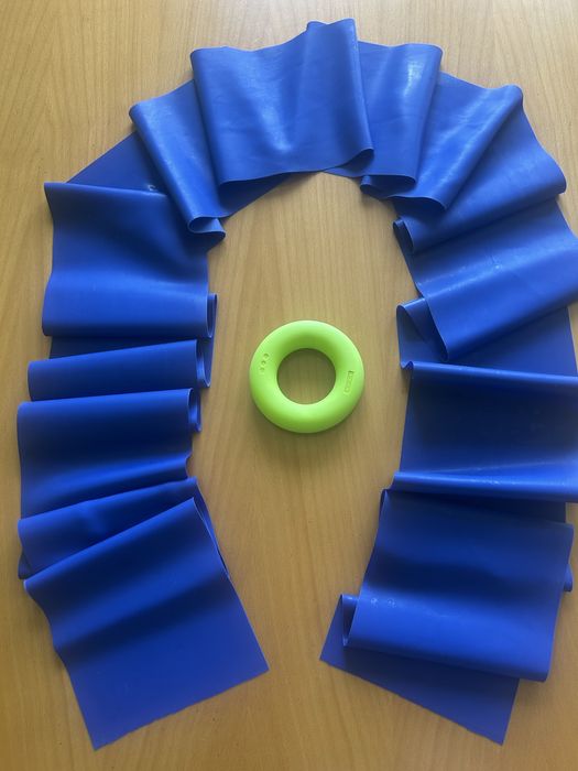 Zaciskacz do dłoni i guma