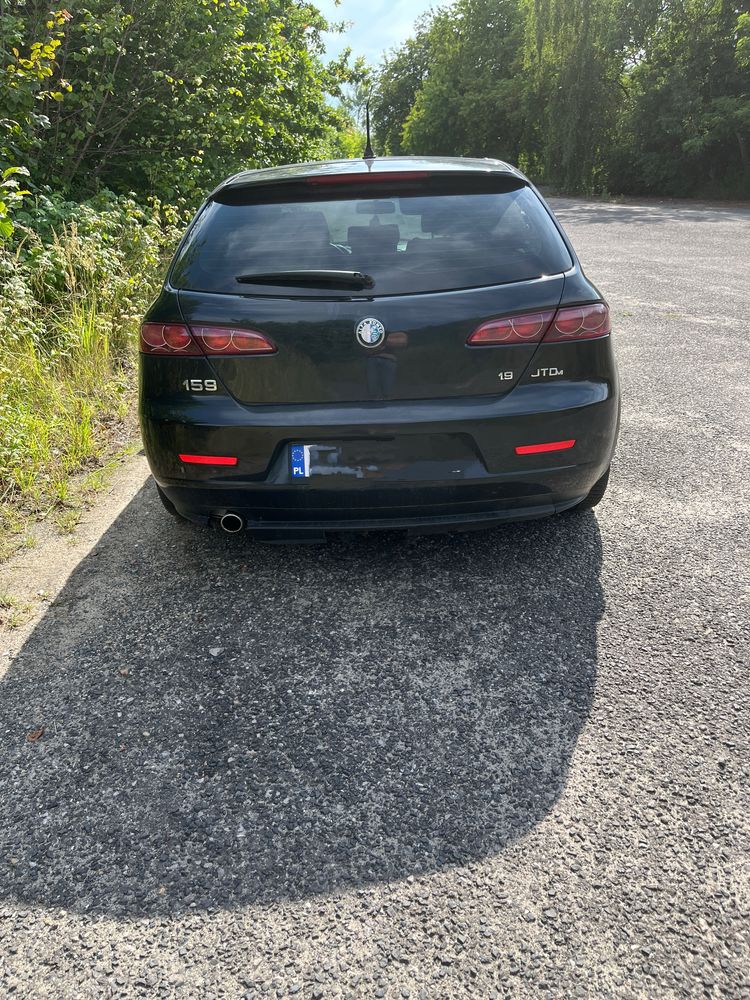 Sprzedam Alfa Romeo 159- uszkodzona