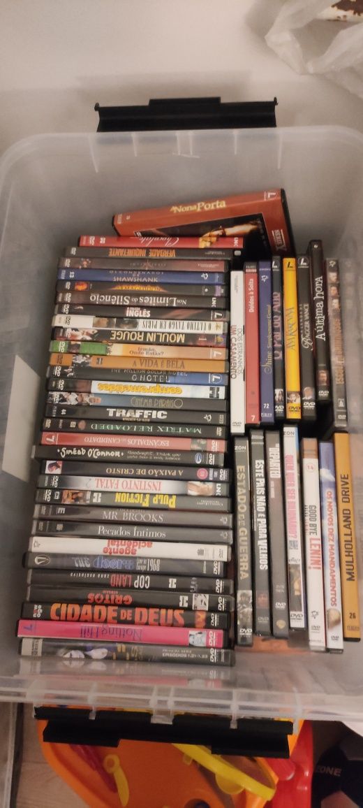 Conjunto de  DVD's de Vários filmes Emblemáticos