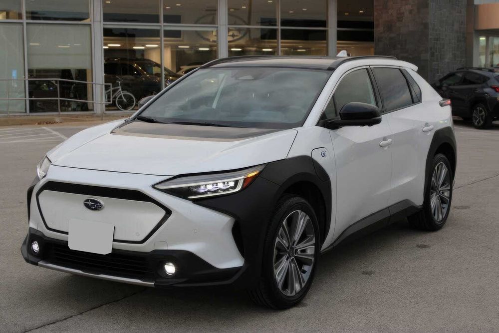 Subaru Solterra Touring      2023