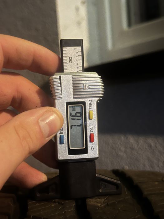 Opony Barum Polaris !! 235/40/R19 !!