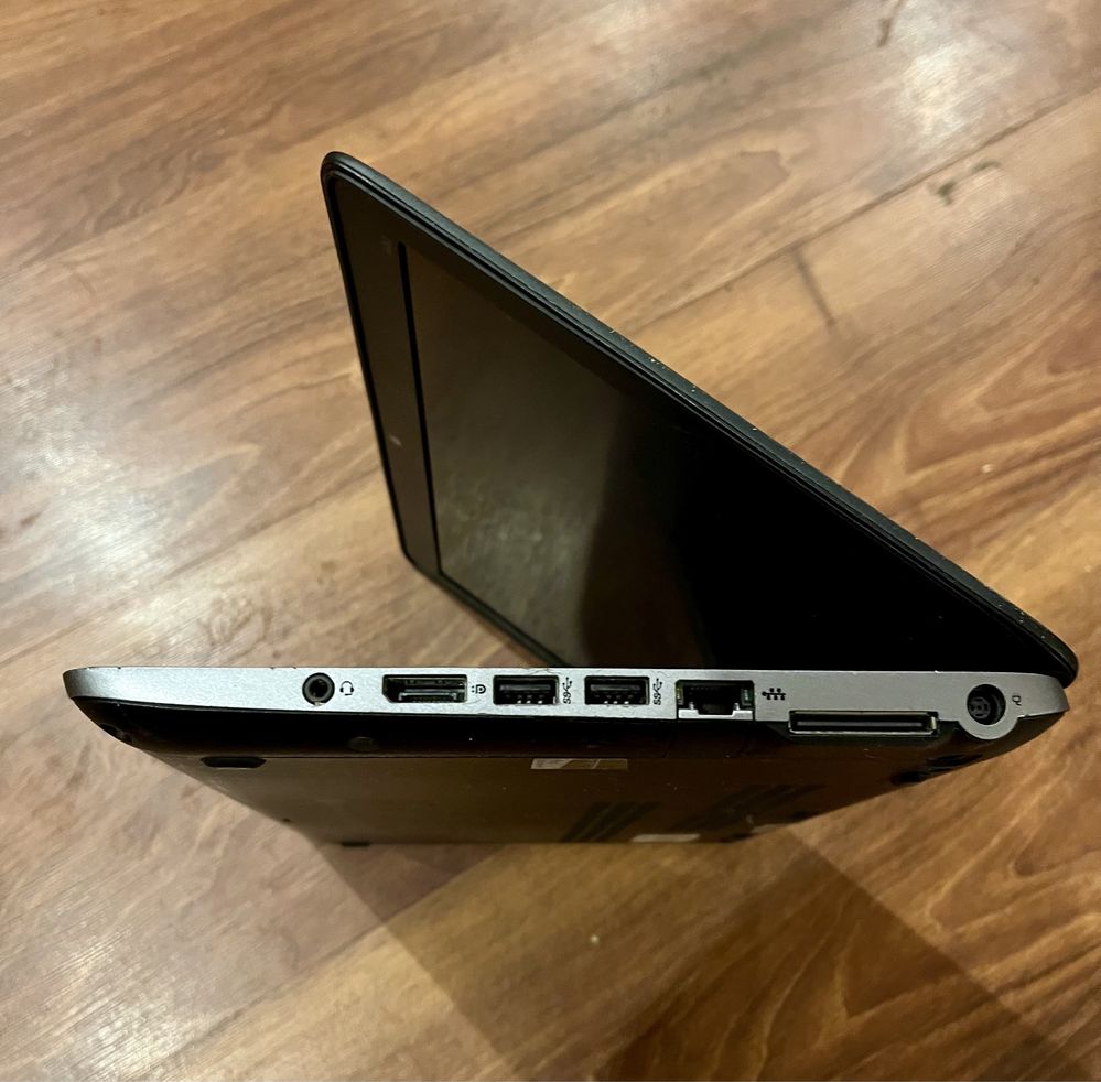 HP elitebook 820