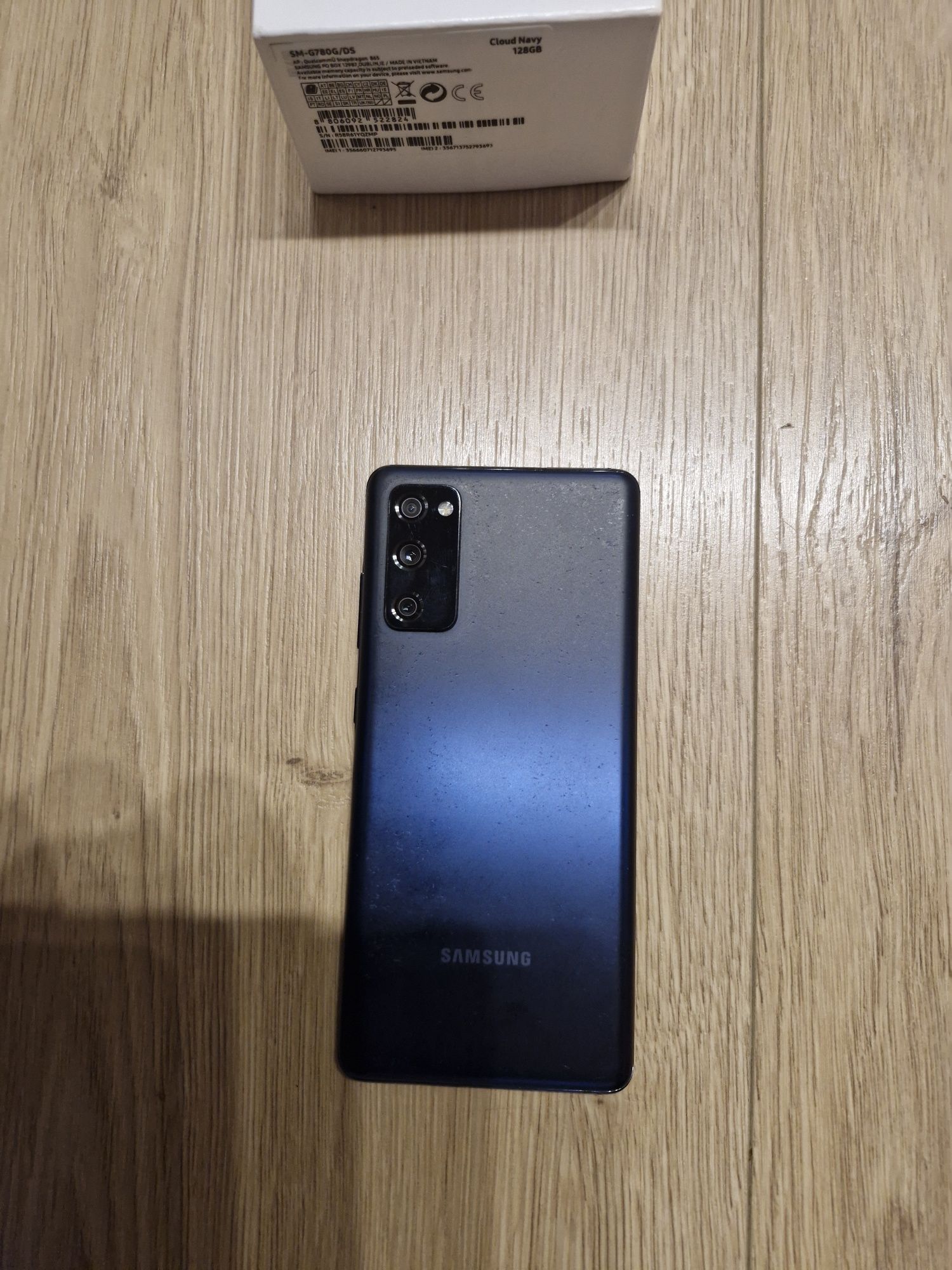 Samsung S20FE Smartfon