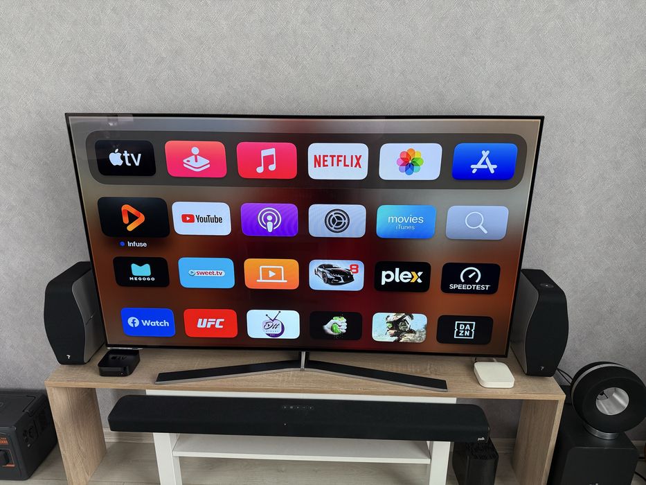 Телевізор Hisense H55O8B  Oled