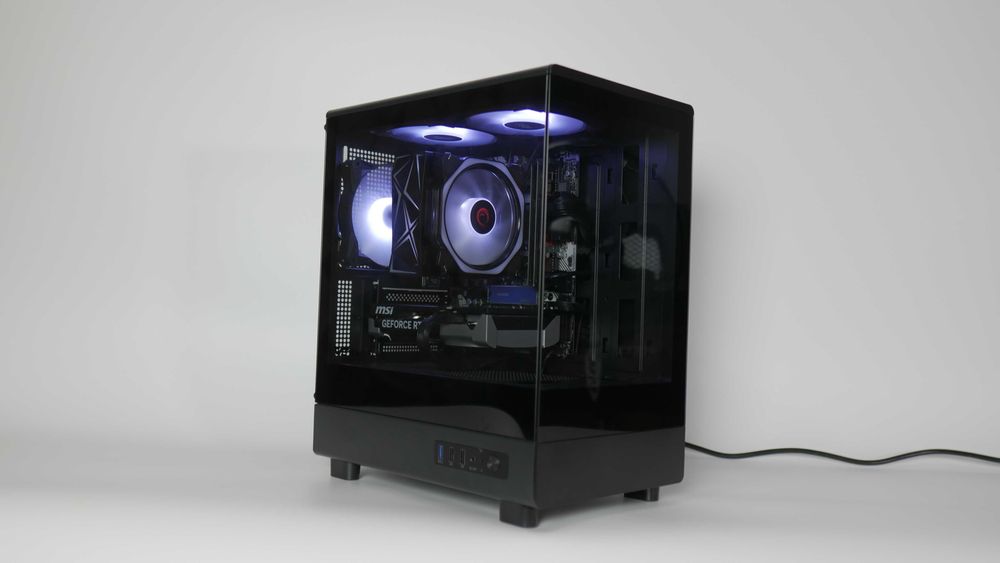 Komputer Ryzen 5 5600 / RTX 5060 / 32GB / 1TB gamingowy FV