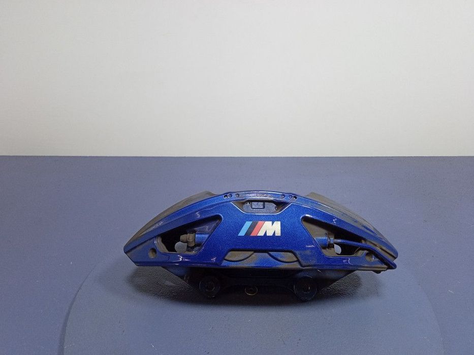 BMW X5 G05 4.4 V8 ZACISK PRZÓD LEWY M-PAKIET 6891223