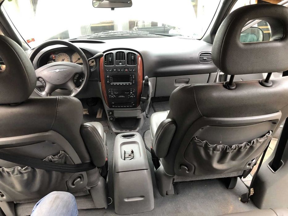 Chrysler Voyager 2004 r - 3,3 V6