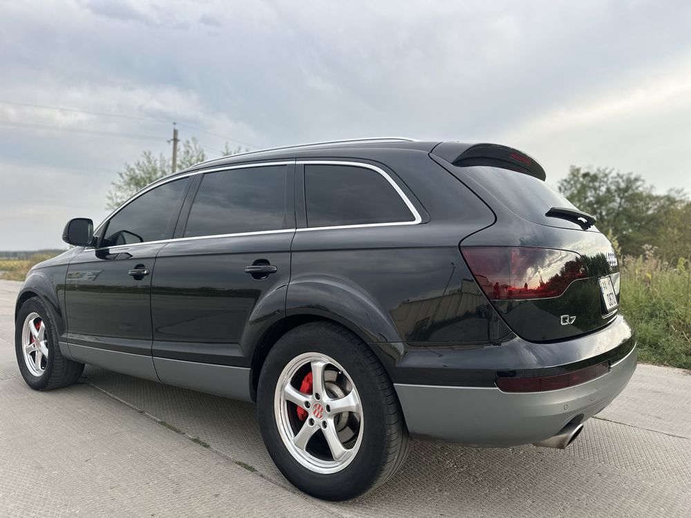 Audi Q7 4l продам