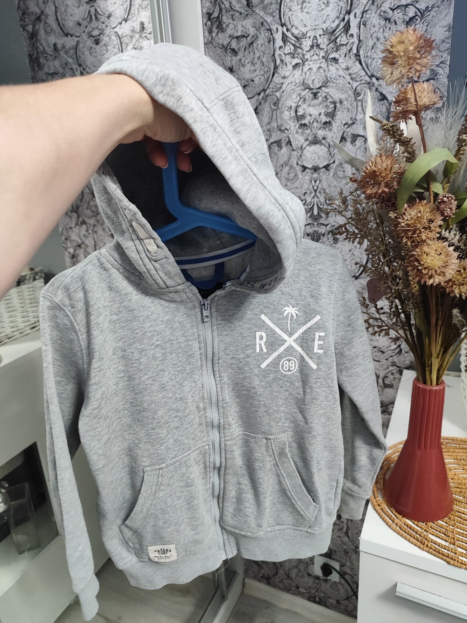 Bluza dla chłopczyka rozpinana na ekspres kaptur nadruk Reserved 122