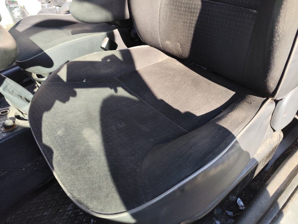 Peugeot partner Citroen Berlingo lift fotel kierowcy pasażera