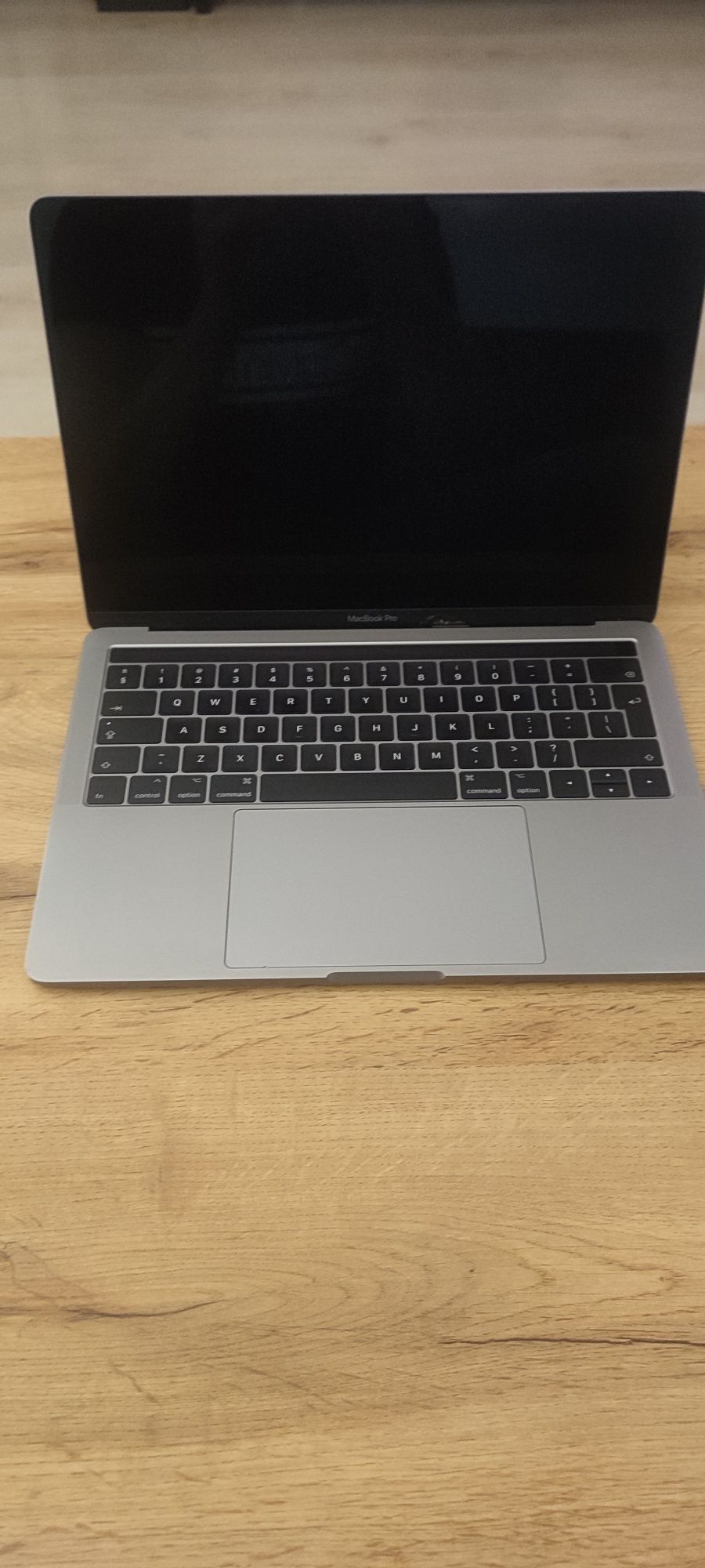 Apple MacBook Pro A1706 Tylko odbiór osobisty.