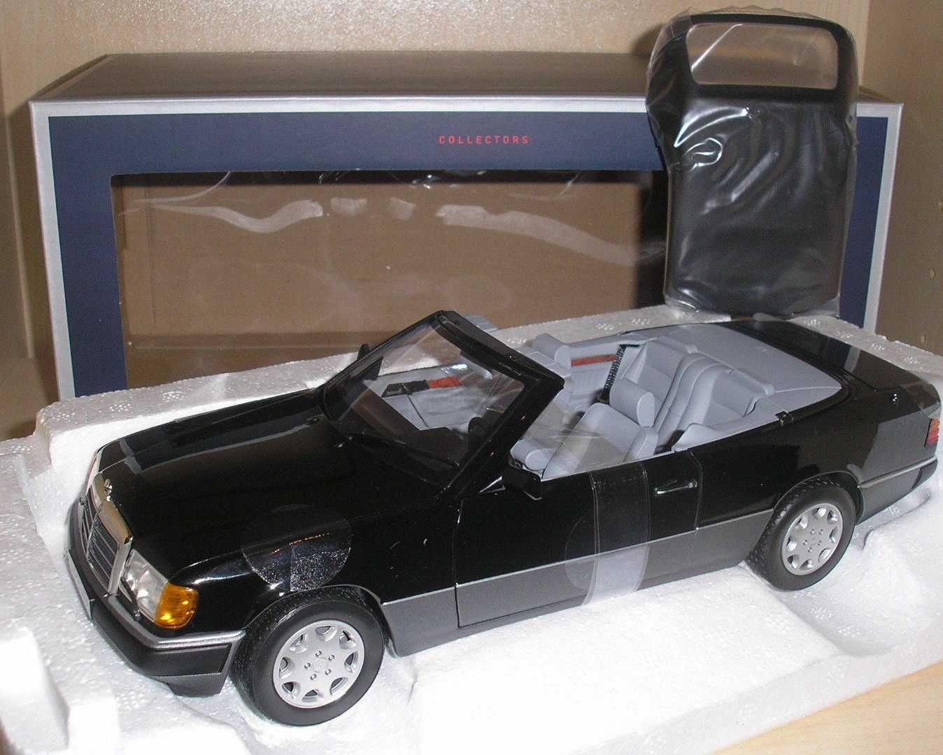 Mercedes A 124 300CE cabrio модель масштаб 1:18