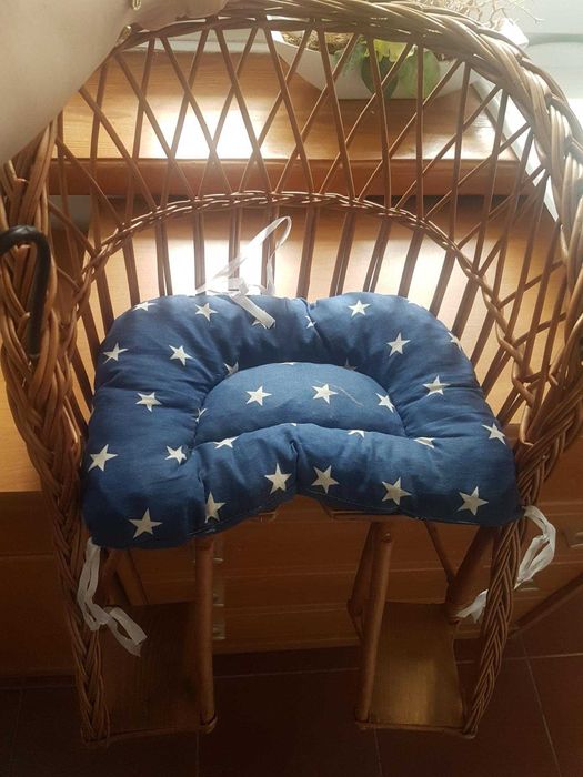 Fotelik wiklinowy na rower /kierownice