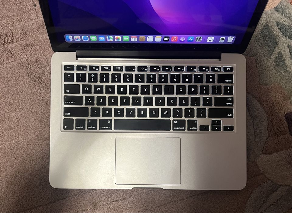 Macbook pro 13 2015(2016) 8/512 gb