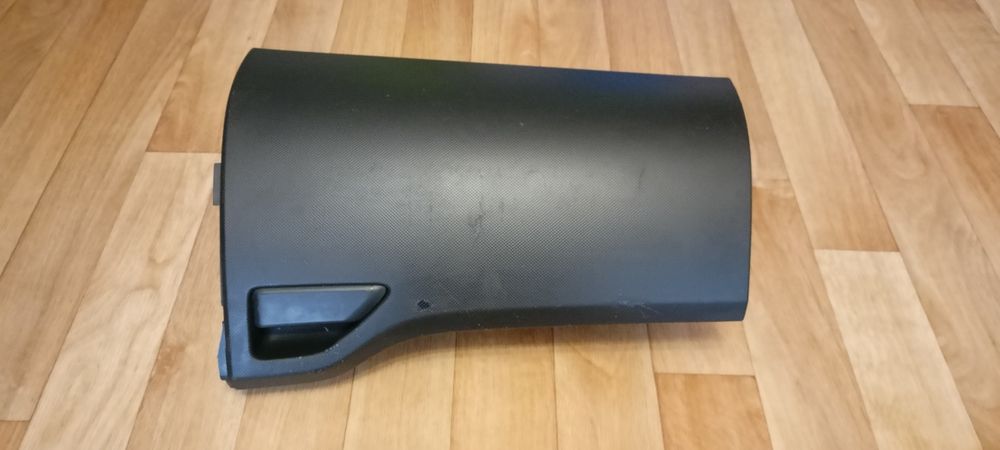 Продам бардачок вехний