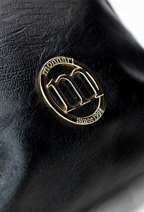 Torebka Damska MONNARI Czarna Skóra Ekologiczna Boho Regulowany Pasek