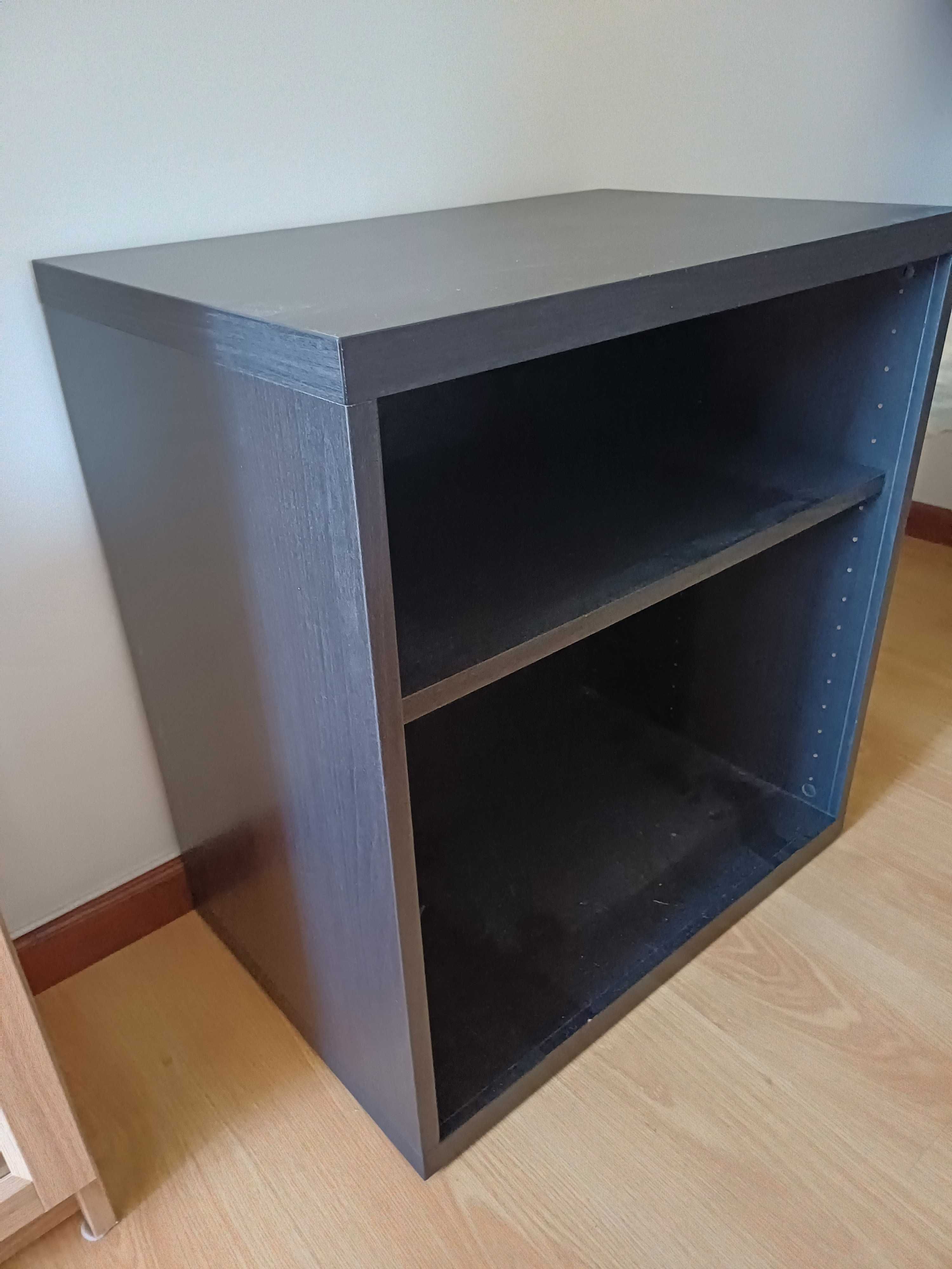 Movel castsnho escuro IKEA