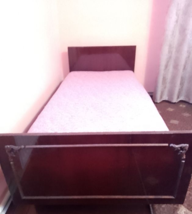 Продам односпальне ліжко