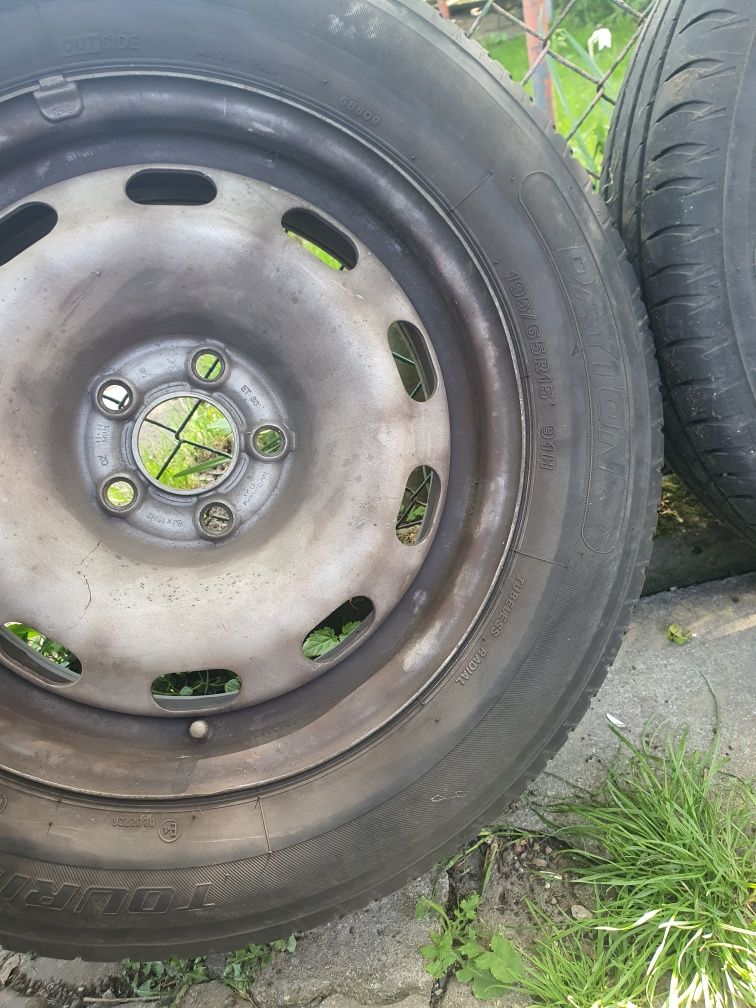 Felgi stalowe i opony / 6Jx15H2 / ET38, Skoda Octavia
6J