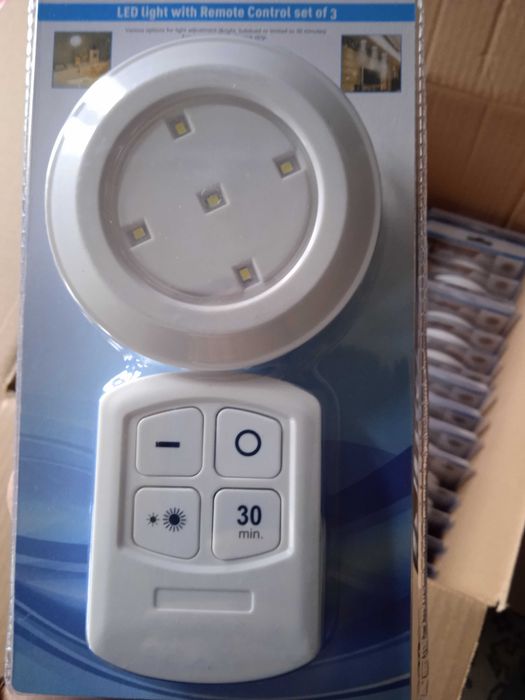 Bezprzewodowa Lampa LED na baterie + pilot