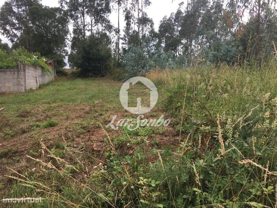 Terreno de construção com 9.500 m2 - São Romão do Coronado, Trofa