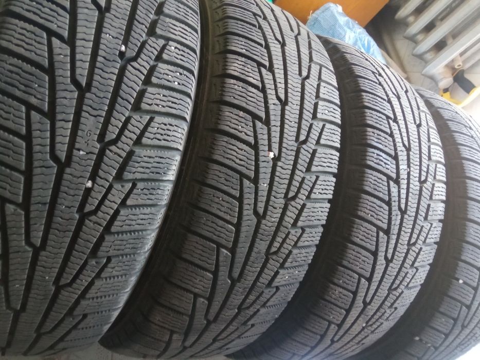 Зимові шини Nokian Tyres 195.60 R15