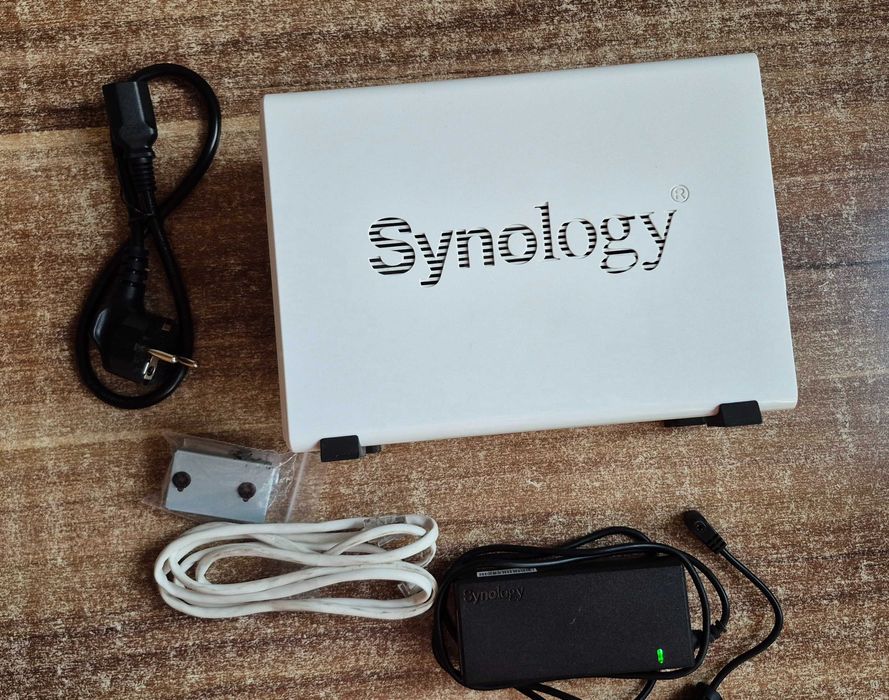 Synology DS220J dysk sieciowy NAS  1Gb z dyskiem 1TB