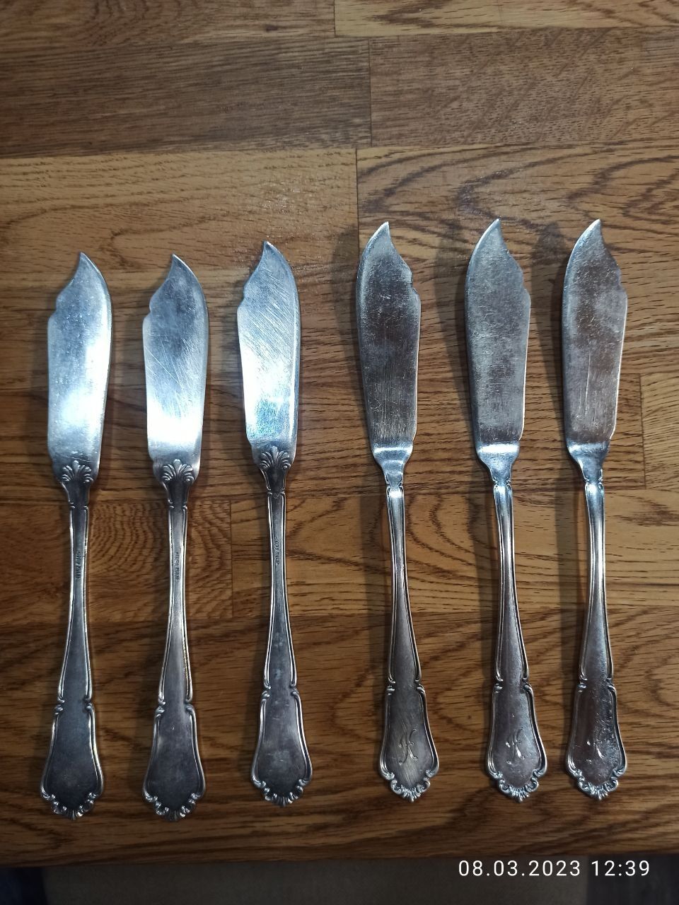 Продам ножи серебрянные