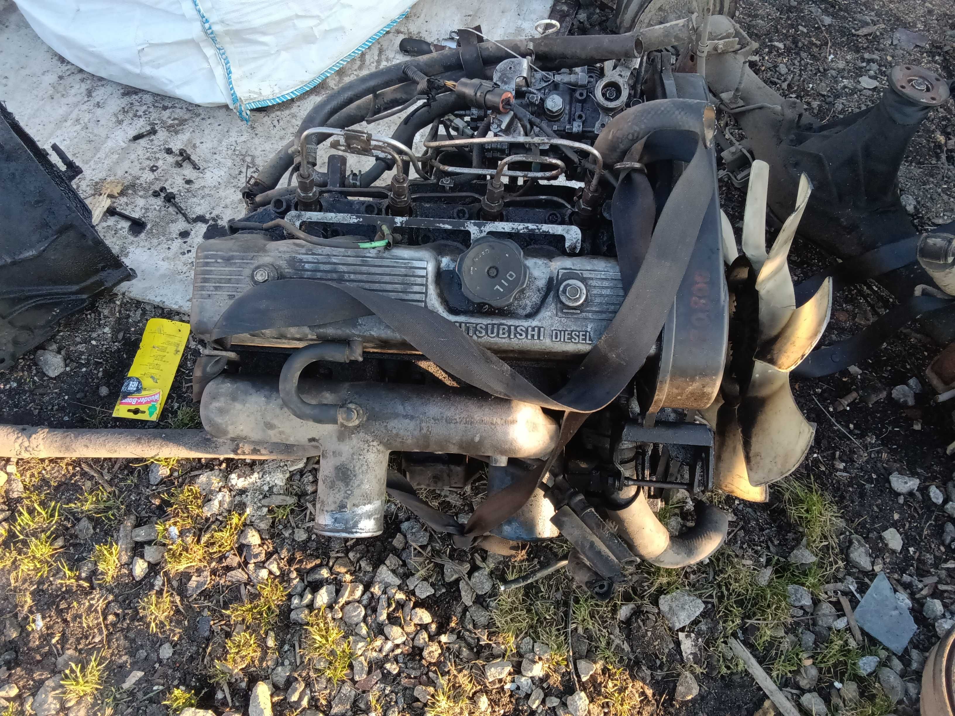 Hyundai h100 2,5 d silnik głowica pompa wtryskowa alternator