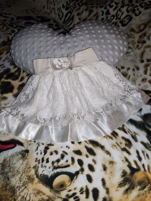 Spódniczka koronkowa 80