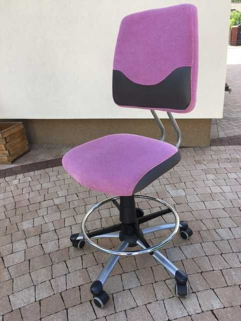 Mayer Ergonomiczne krzesło rosnące z dzieckiem Actikid A3 różowo/szare