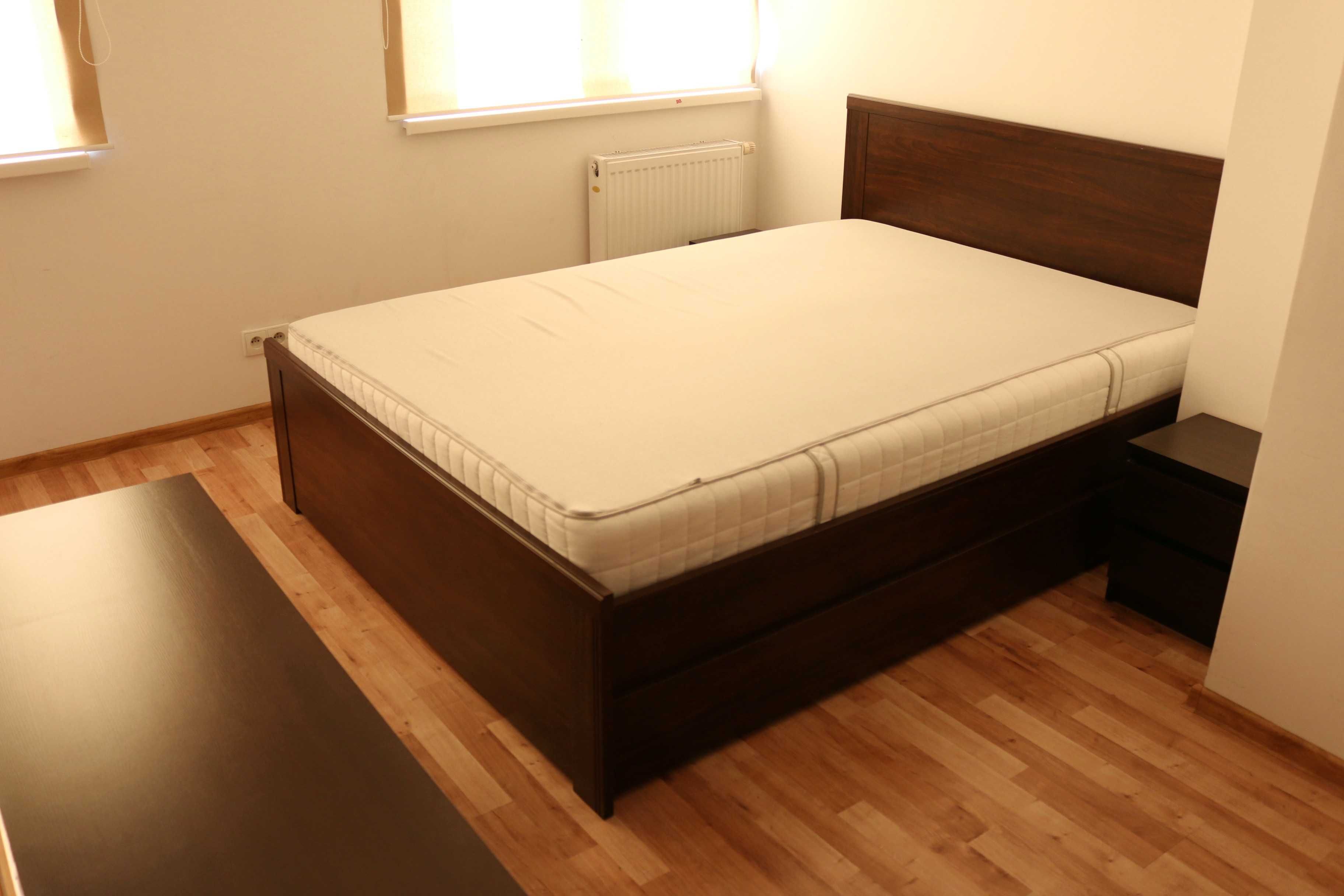 Rama łóżka z IKEA, model BRUSALI