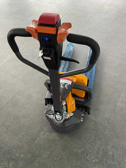 Wózek paletowy 1,5 tony udźwigu. Nowy. Gunter Grossmann