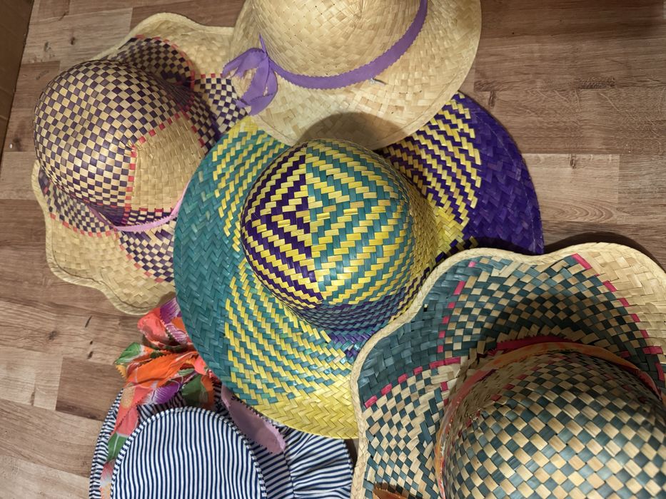 Kapelusze słomiane zestaw 12 szt