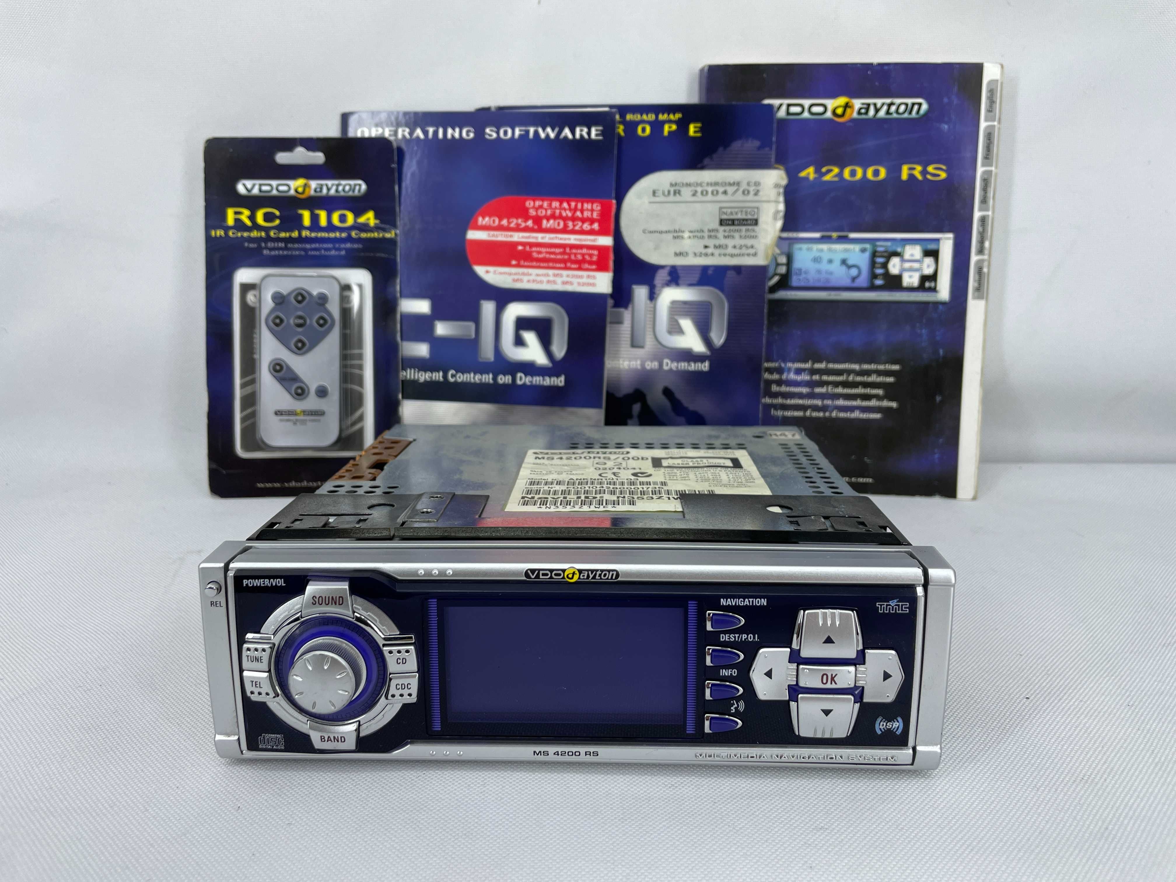 Radio VDOdayton MS 4200 RS + Pilot NAVI