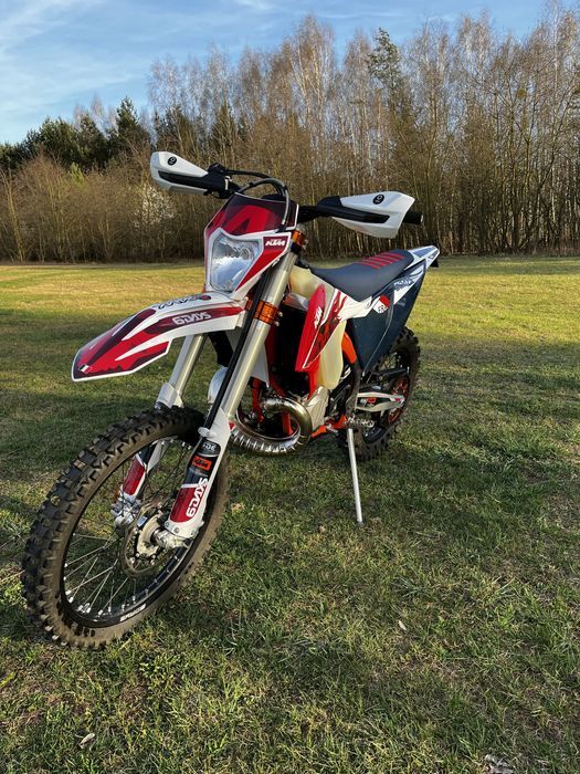 KTM 250 EXC Six Days TPi 8MTH      (Nie 300 exc)
