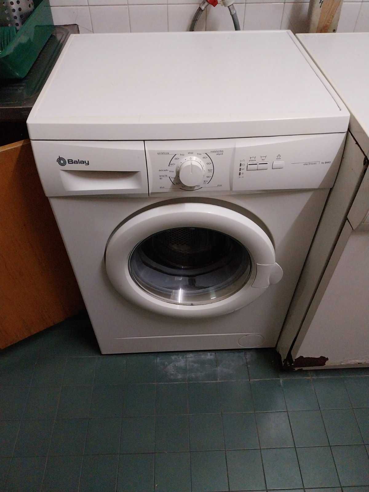 Máquina de lavar roupa BALAY