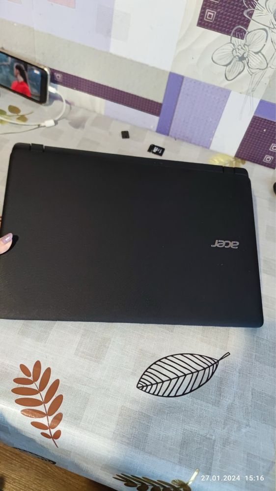 Ноутбук Acer aspire es-1-532g