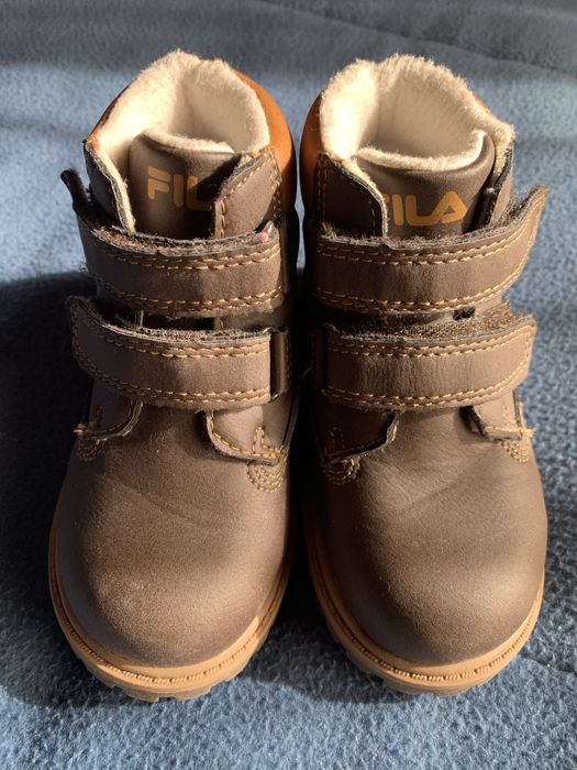 Botas criança Tamanho 22