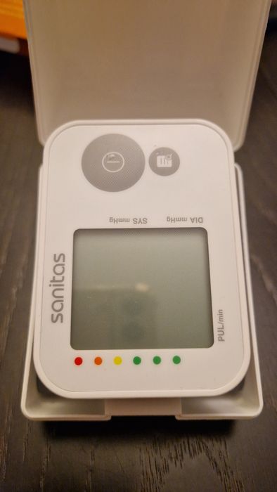 Ciśnieniomierz nadgarstkowy Sanitas SBC 22