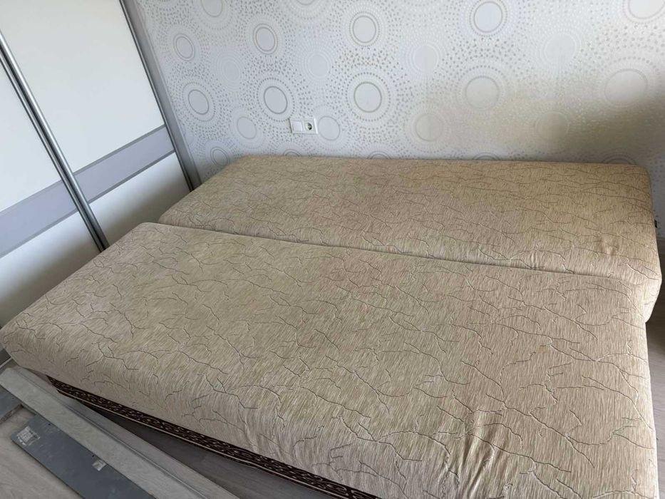 продам двухспальній диван