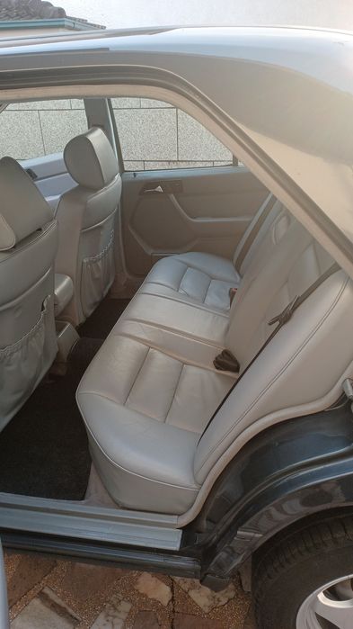 Mercedes 300 e w 124