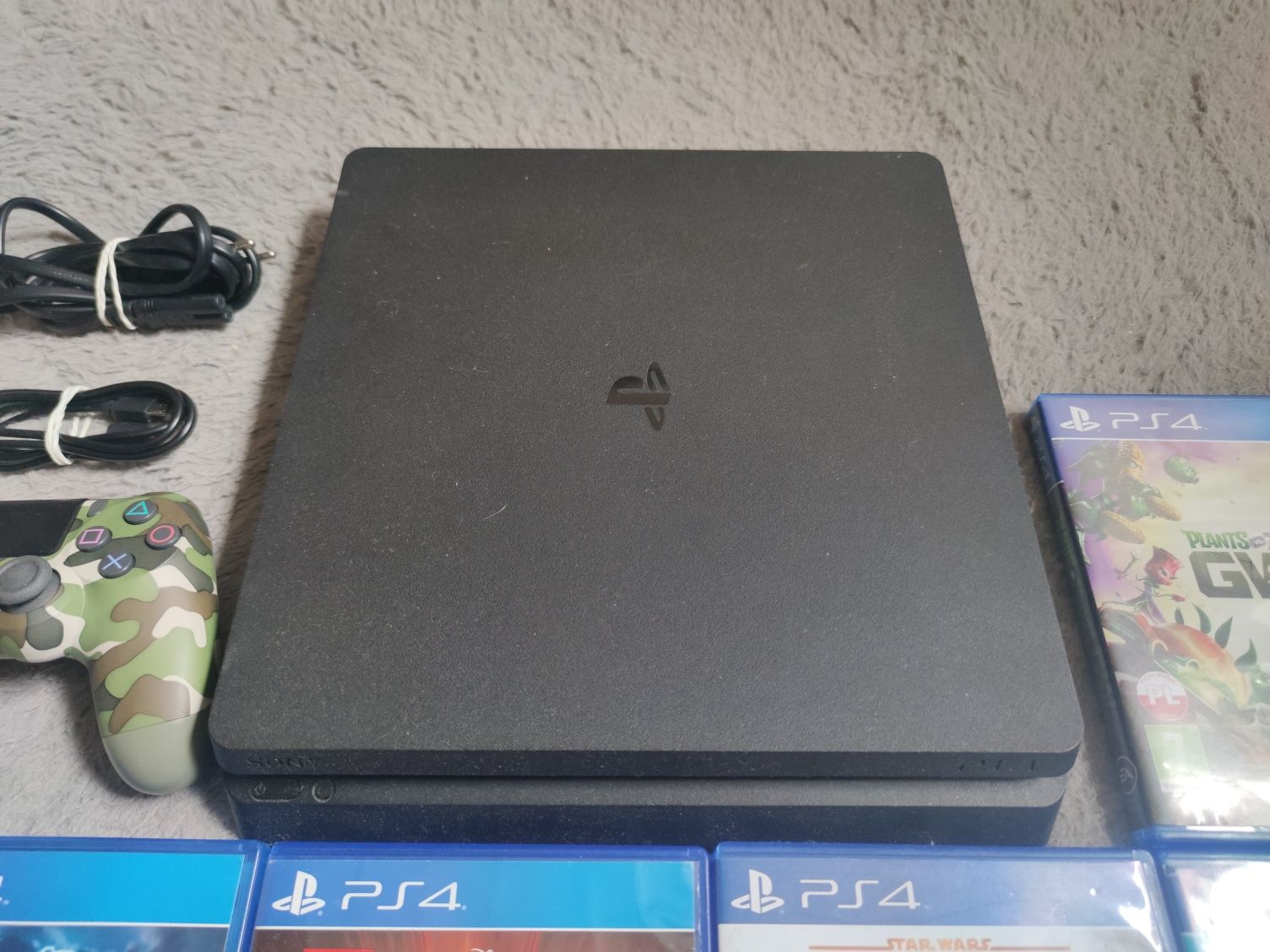 Konsola ps4 PlayStation 4