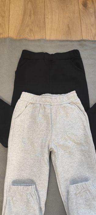 Spodnie dresowe rozm 122
