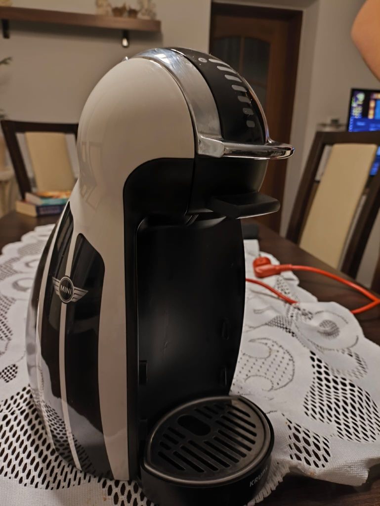 Ekspres do kawy Dolce Gusto genio 2 edycja limitowana mini