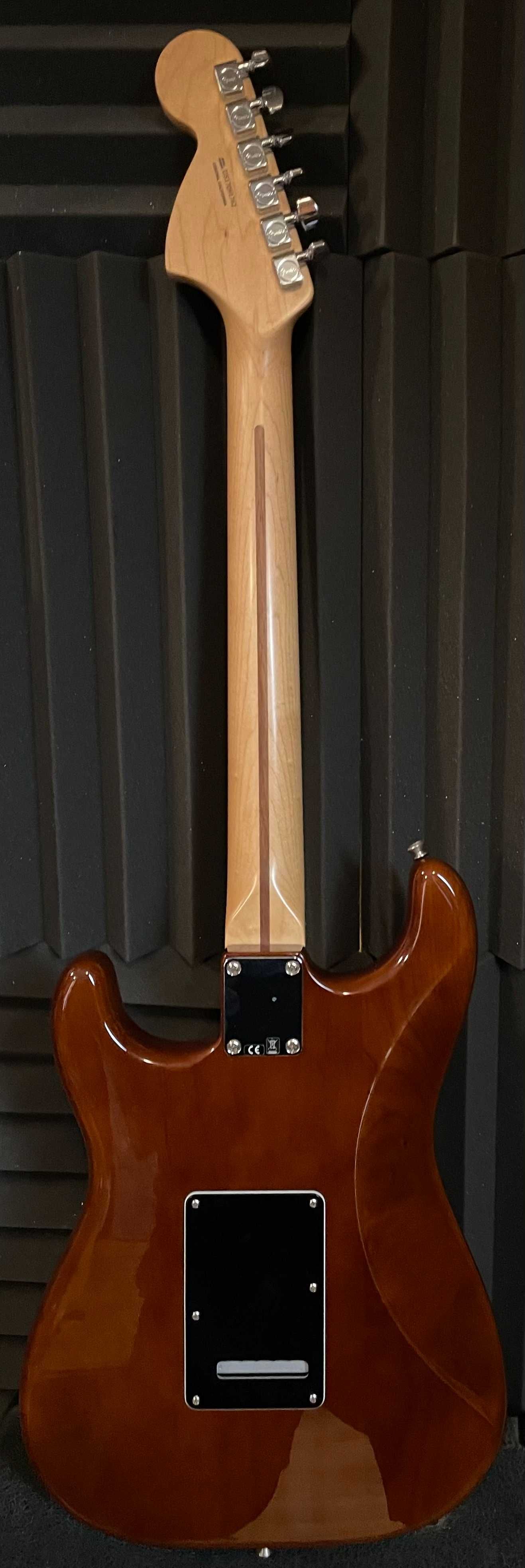 Fender American Special Startocaster MN Walnut gitara elektryczna