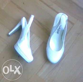 RAINBOW nowe białe buty r. 38