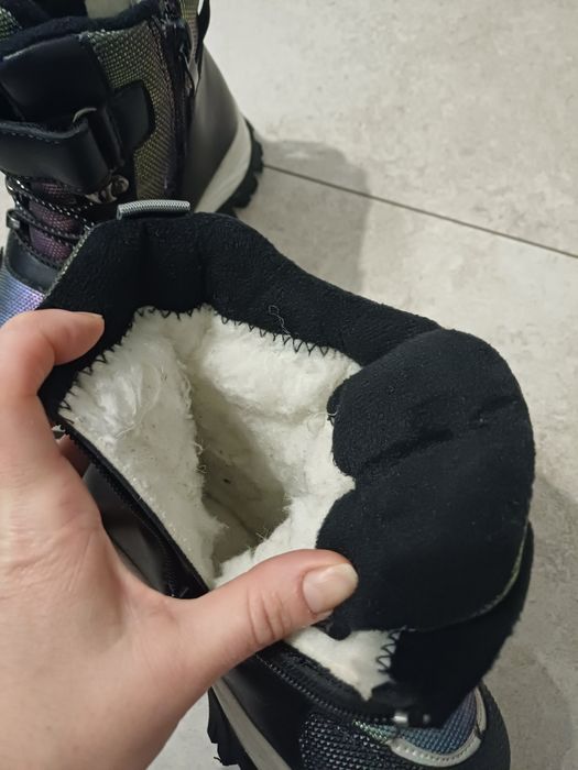 Зимние ботинки на девочку размер 29