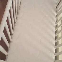 BERÇO + COLCHÃO E OFERTA ROUPA DE BERÇO