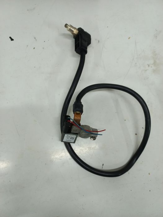 Клема мінусова Sprinter Crafter з відключенням маси A9065460221